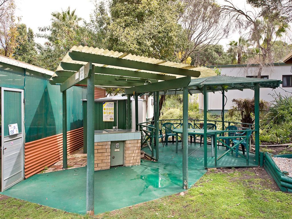 Acclaim Pine Grove Holiday Park Esperance Exterior foto